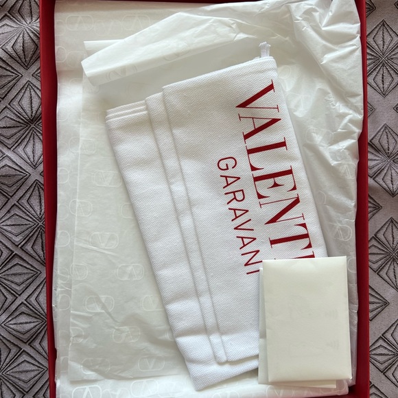 Valentino Rockstud Caged Sandals - Poudre 8.5 - Picture 3 of 6